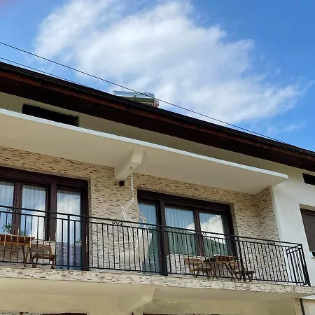 никола и мария بيت ضيافة